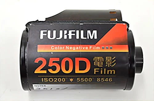 Fujifilm cảnh báo xuất hiện phim cuộn giả trên thị trường | 50mm Vietnam