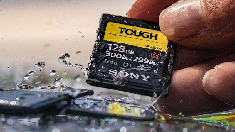 Thử nghiệm "tra tấn" thẻ nhớ Sony TOUGH và kết quả đáng kinh ngạc | 50mm Vietnam