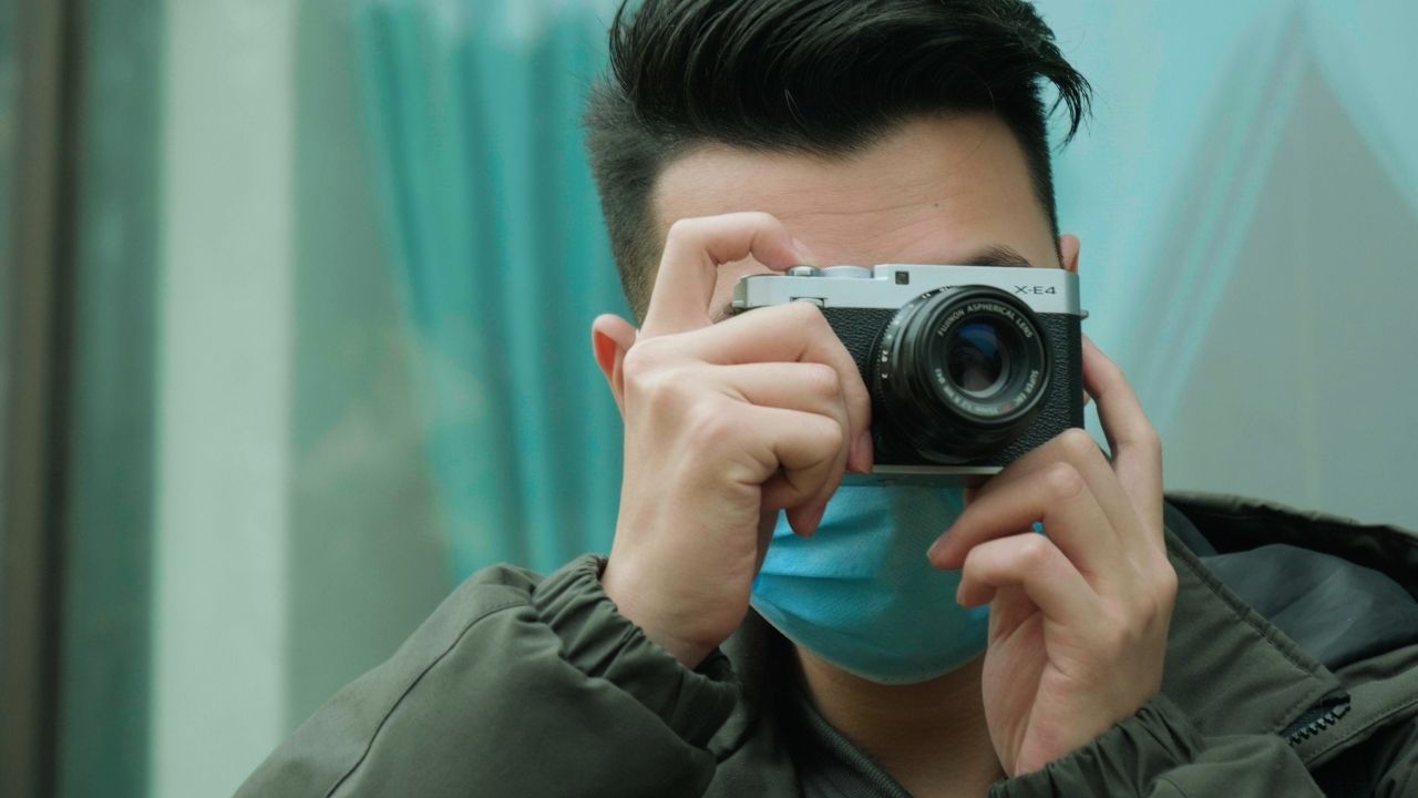 [Video Review] Fujifilm X-E4 - Chiếc máy ảnh dành cho người chơi thuần túy | 50mm Vietnam - Chuyên Trang Nhiếp Ảnh